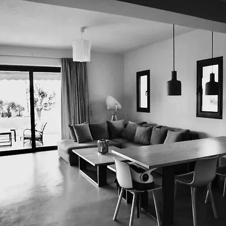 Contemporary, Spacious Boutique House Appartement Archangelos (Laconia)