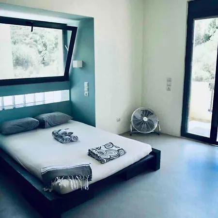 Contemporary, Spacious Boutique House Appartement