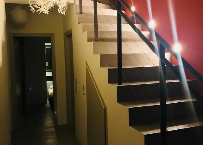 Contemporary, Spacious Boutique House Архангелос